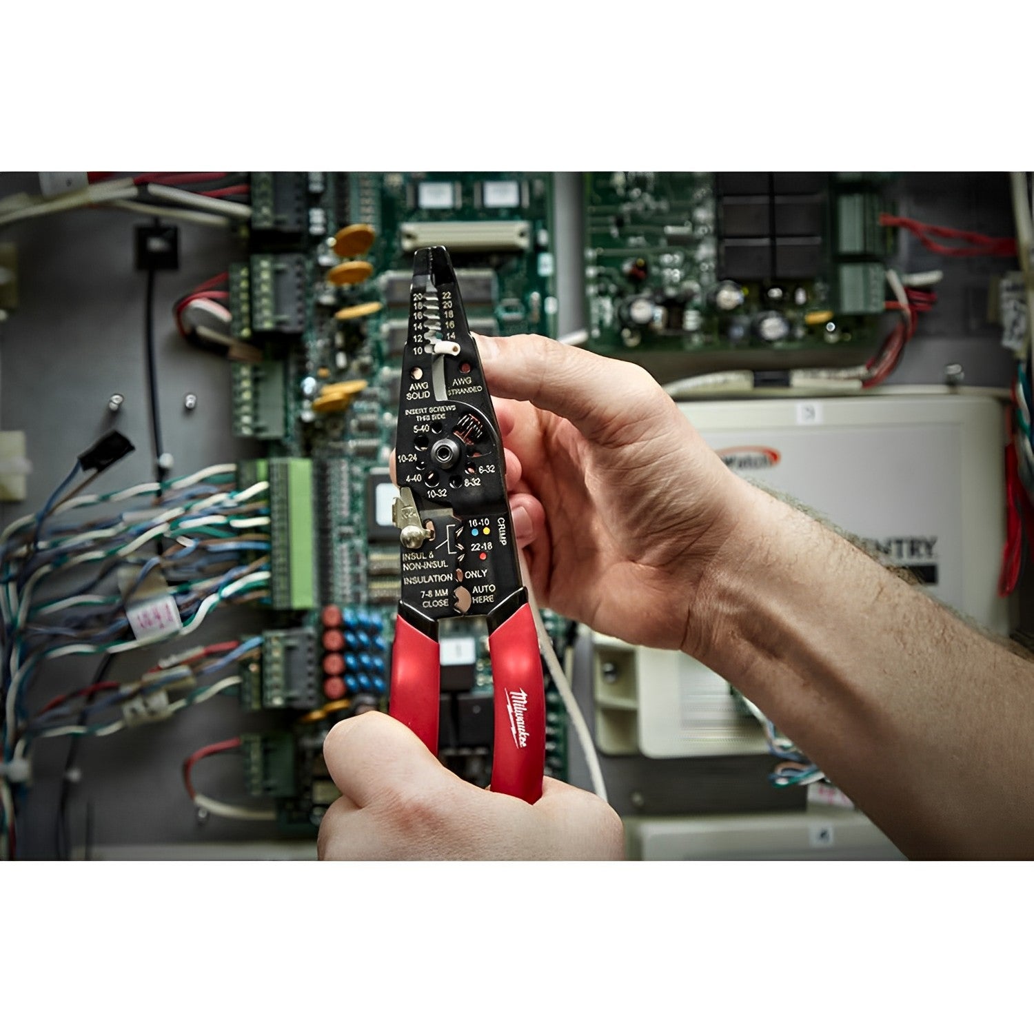 Milwaukee 9 Inch Multi-Purpose Wire Stripper with Crimper