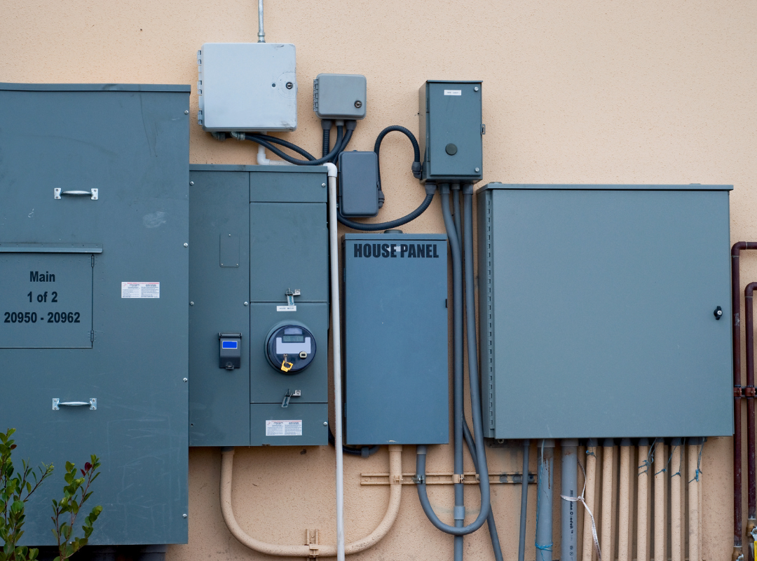 Electricians on Facebook Voted these the Craziest Things They’ve Seen. Do You Agree?