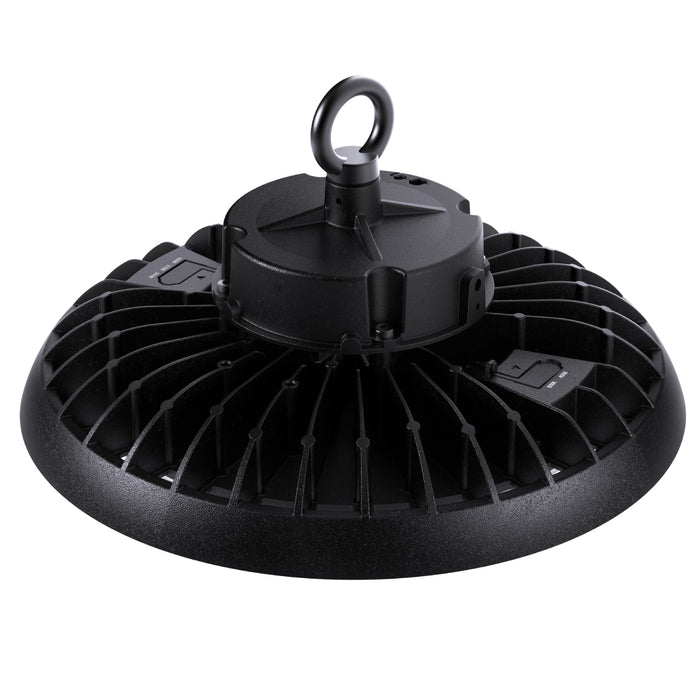 The UFO High Bay features an aluminum heat sink for better cooling and heat dissipation.