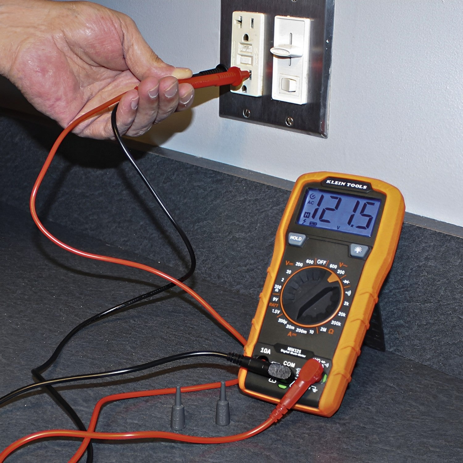 Klein Tools Digital Multimeter, Manual-Ranging, 10A/600V, 2000 Display Counts, 2 Mohms