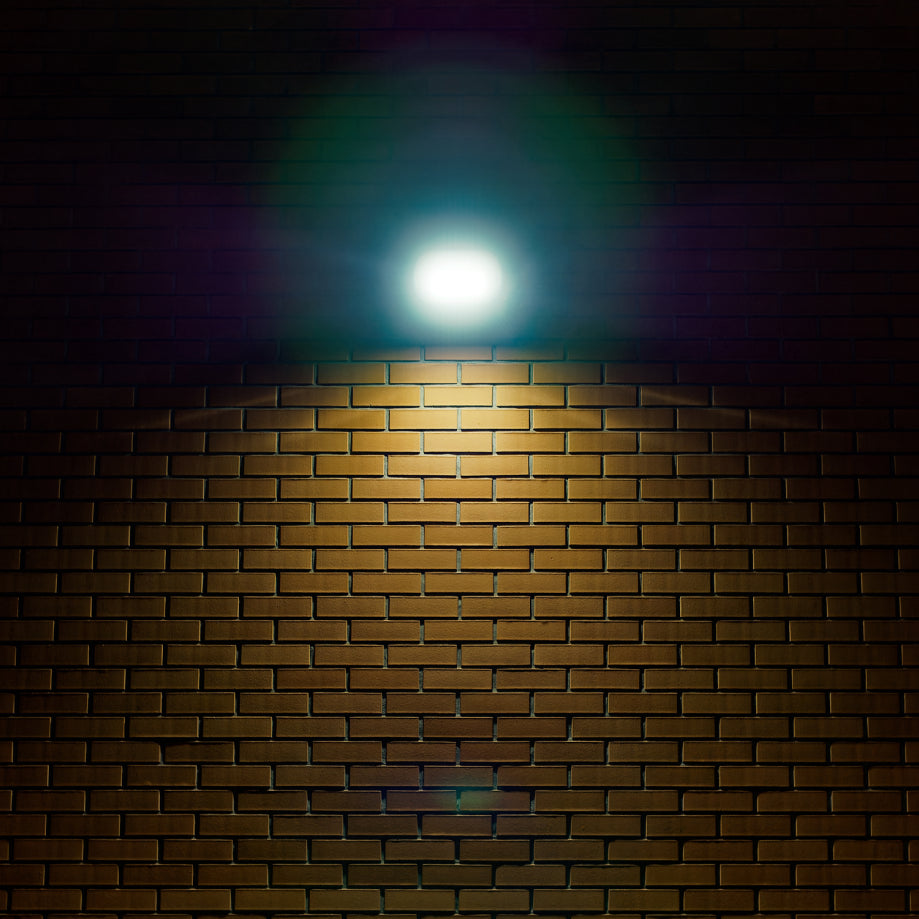 LED Slim Wall Pack, Full Cutoff, Dusk to Dawn, 100W, Selectable CCT, 15500 Lumens